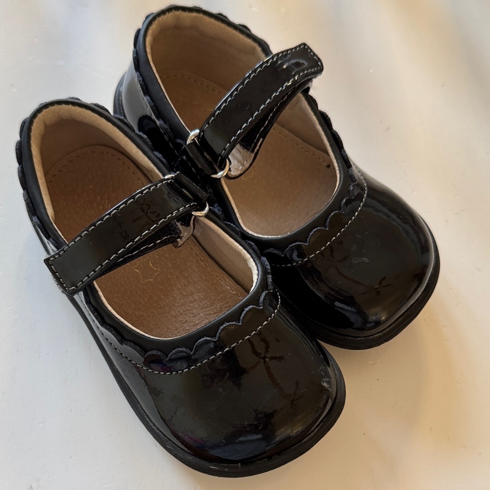 See Kai RunClassic Black Kids Mary Jane Shoes - Picture 3 of 6